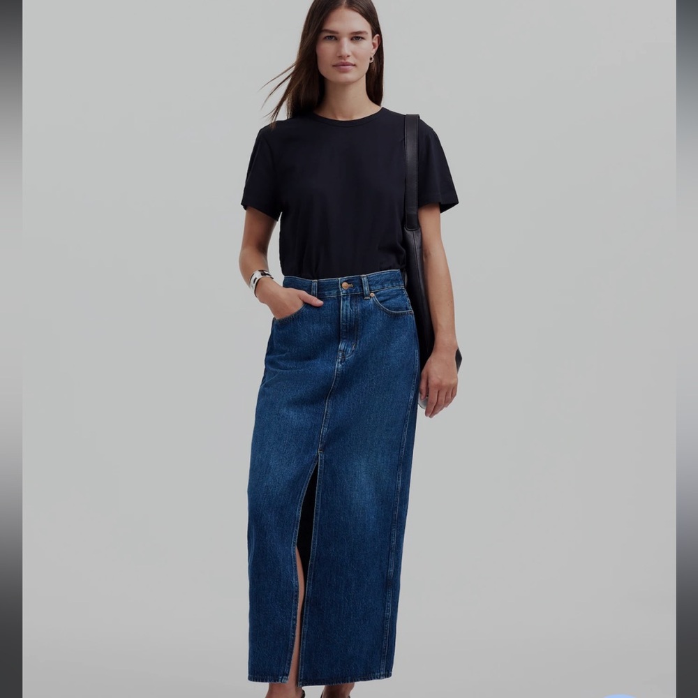 Madewell Jean skirt with front slit! NWT!